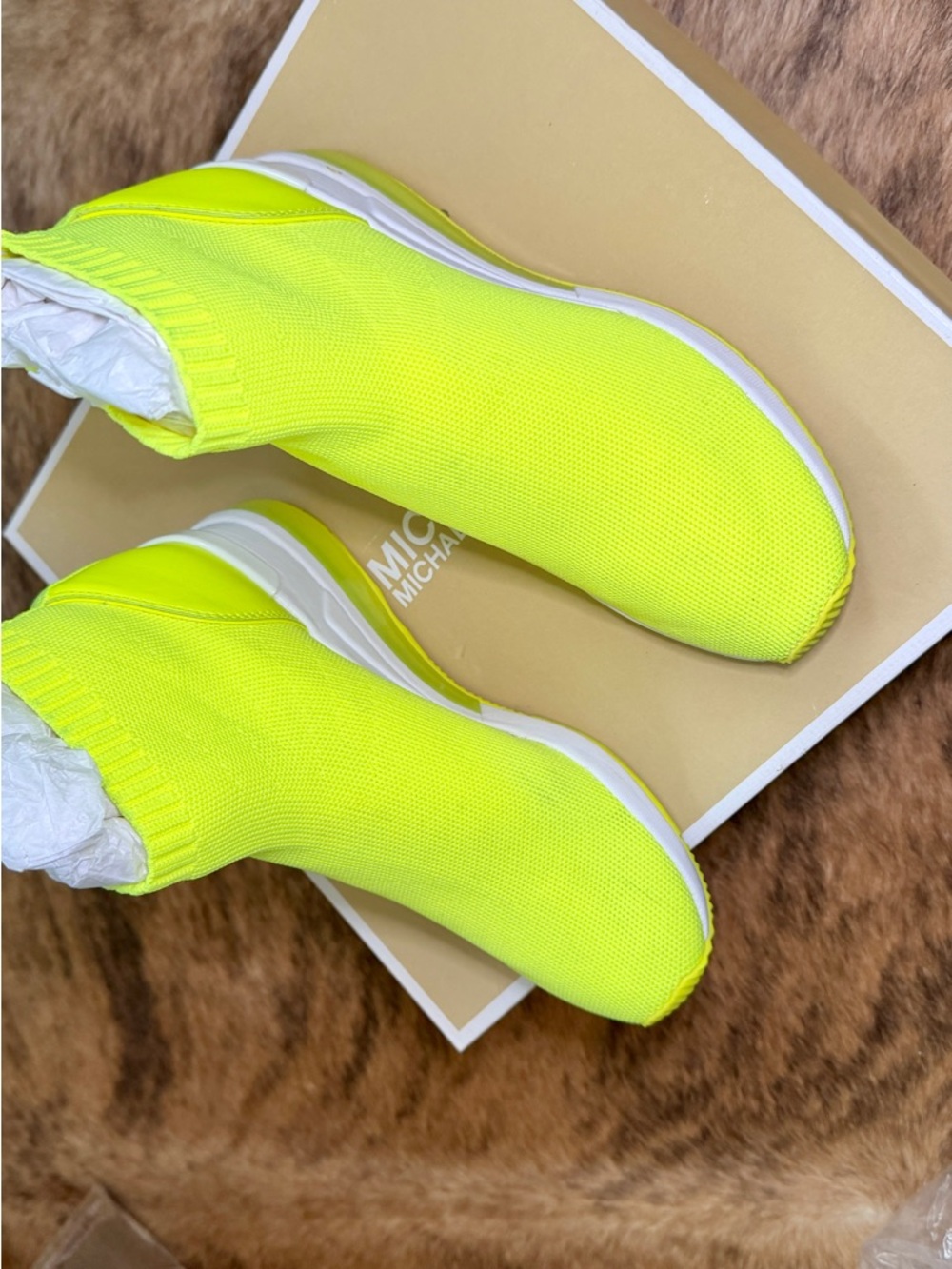 MICHAEL Michael Kors Neon Yellow Knit Slip-On Sneakers Skyler Bootie size 7.5